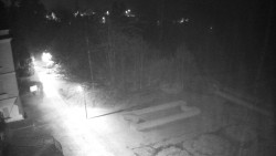 Příjezdová cesta k zámku