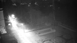 Příjezdová cesta k zámku