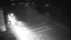 Příjezdová cesta k zámku