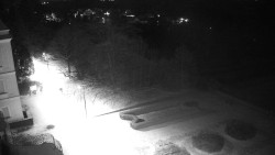 Příjezdová cesta k zámku