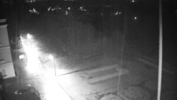 Příjezdová cesta k zámku