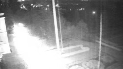 Příjezdová cesta k zámku