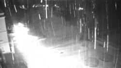 Příjezdová cesta k zámku