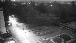 Příjezdová cesta k zámku