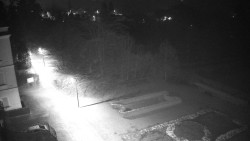 Příjezdová cesta k zámku