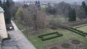 Obec Veselíčko - Příjezdová cesta k zámku - 2.4.2026 v 19:30 Obec Veselíčko - Příjezdová cesta k zámku - 2.4.2026 v 19:30