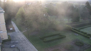 Obec Veselíčko - Příjezdová cesta k zámku - 7.4.2026 v 06:00 Obec Veselíčko - Příjezdová cesta k zámku - 7.4.2026 v 06:00