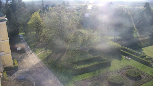 Obec Veselíčko - Příjezdová cesta k zámku - 7.4.2026 v 08:00 Obec Veselíčko - Příjezdová cesta k zámku - 7.4.2026 v 08:00