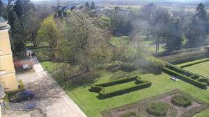 Obec Veselíčko - Příjezdová cesta k zámku - 7.4.2026 v 10:00 Obec Veselíčko - Příjezdová cesta k zámku - 7.4.2026 v 10:00