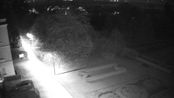 Příjezdová cesta k zámku