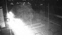 Příjezdová cesta k zámku