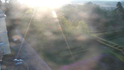 Příjezdová cesta k zámku