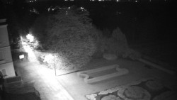 Příjezdová cesta k zámku