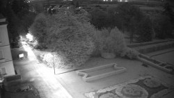 Příjezdová cesta k zámku