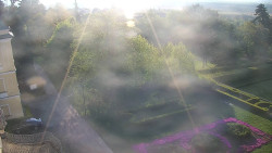 Příjezdová cesta k zámku