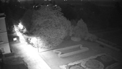 Příjezdová cesta k zámku