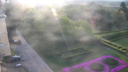 Příjezdová cesta k zámku