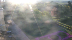 Příjezdová cesta k zámku