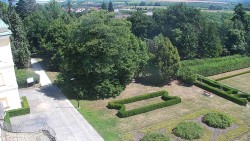 Zufahrtsstraße zum Schloss