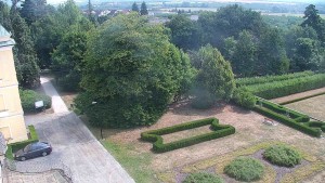 Gemeinde Veselíčko - Zufahrtsstraße zum Schloss - 17.8.2026 v 11:30 Gemeinde Veselíčko - Zufahrtsstraße zum Schloss - 17.8.2026 v 11:30