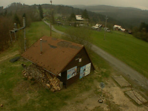 Skiareál Troják - Kamera na svahu B, horní stanice - 29.4.2023 v 11:09