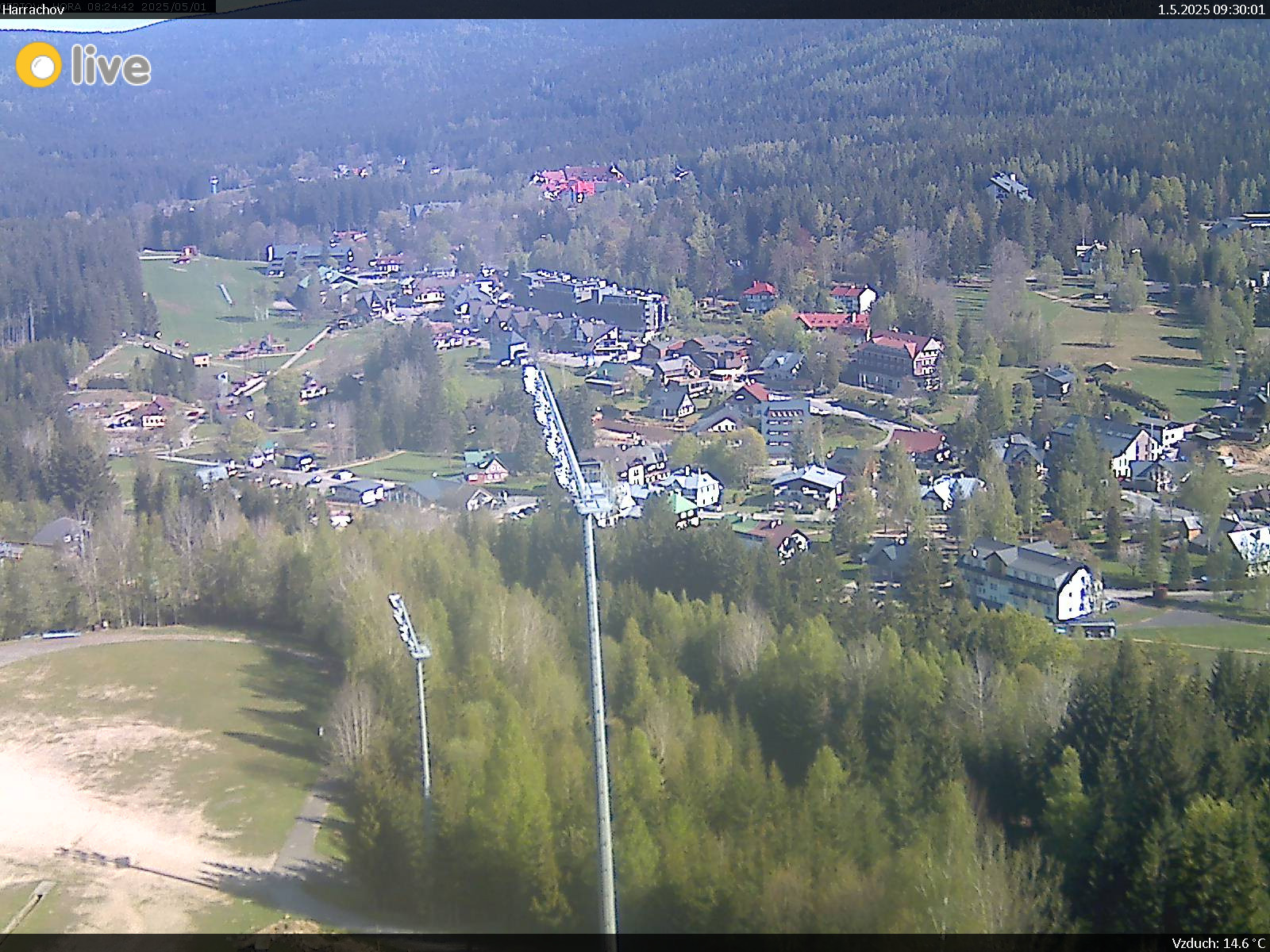 Webová kamera sleduje Harrachov z mamutího můstku