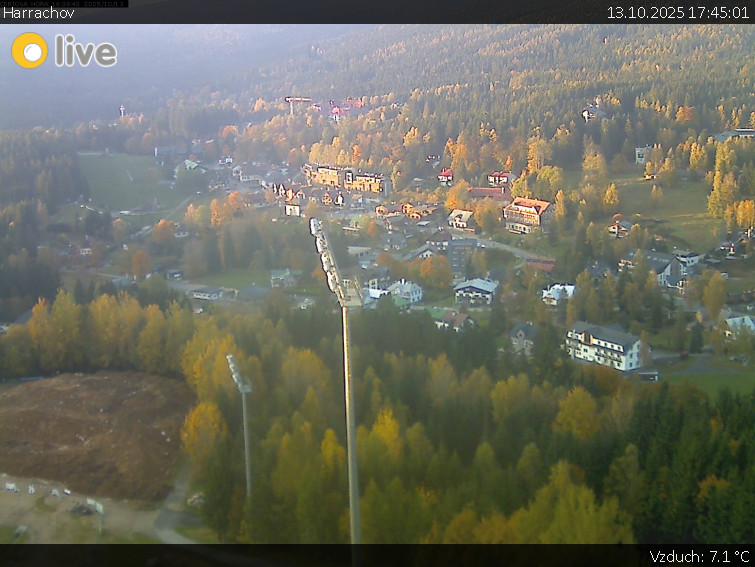 Město Harrachov - Harrachov - 13.10.2025 v 17:45 Město Harrachov - Harrachov - 13.10.2025 v 17:45