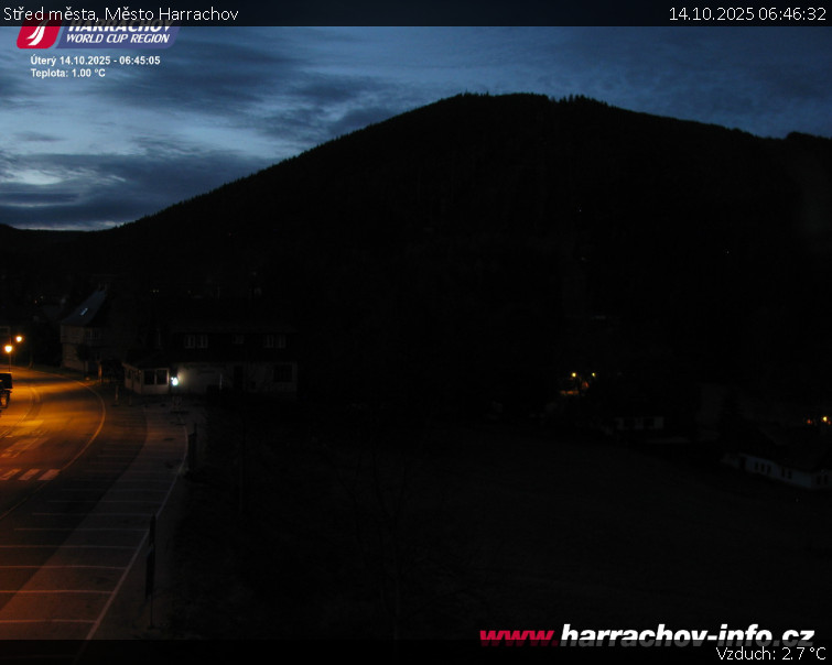 Město Harrachov - Střed města - 14.10.2025 v 06:46 Město Harrachov - Střed města - 14.10.2025 v 06:46