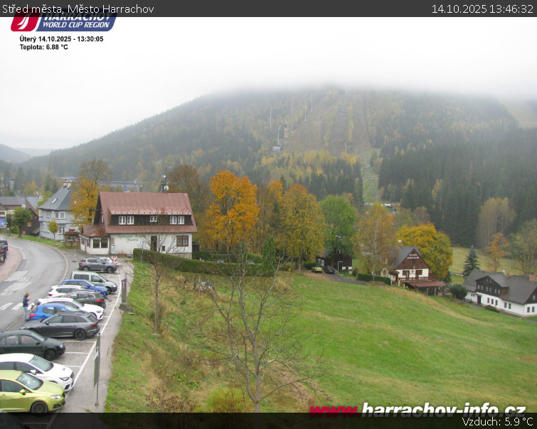 Město Harrachov - Střed města - 14.10.2025 v 13:46 Město Harrachov - Střed města - 14.10.2025 v 13:46