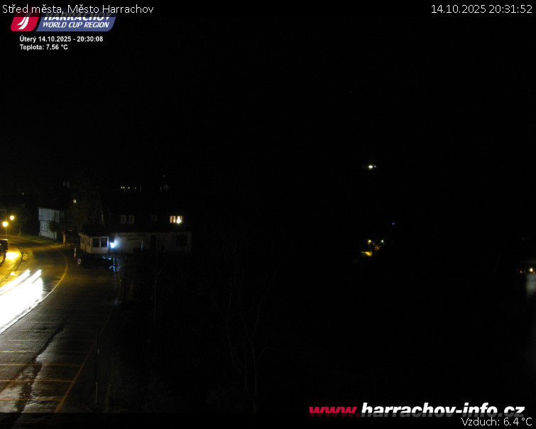 Město Harrachov - Střed města - 14.10.2025 v 20:31 Město Harrachov - Střed města - 14.10.2025 v 20:31