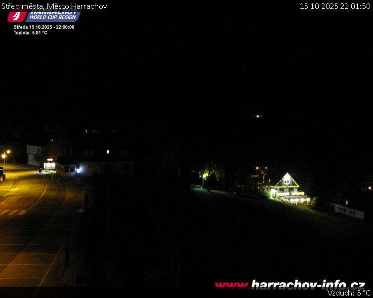 Město Harrachov - Střed města - 15.10.2025 v 22:01 Město Harrachov - Střed města - 15.10.2025 v 22:01