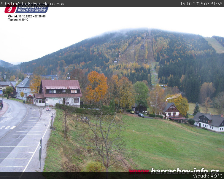 Město Harrachov - Střed města - 16.10.2025 v 07:31 Město Harrachov - Střed města - 16.10.2025 v 07:31