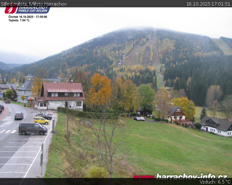 Město Harrachov - Střed města - 16.10.2025 v 17:01 Město Harrachov - Střed města - 16.10.2025 v 17:01
