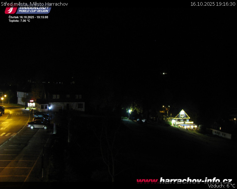 Město Harrachov - Střed města - 16.10.2025 v 19:16 Město Harrachov - Střed města - 16.10.2025 v 19:16