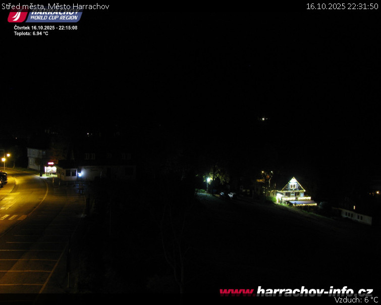 Město Harrachov - Střed města - 16.10.2025 v 22:31 Město Harrachov - Střed města - 16.10.2025 v 22:31