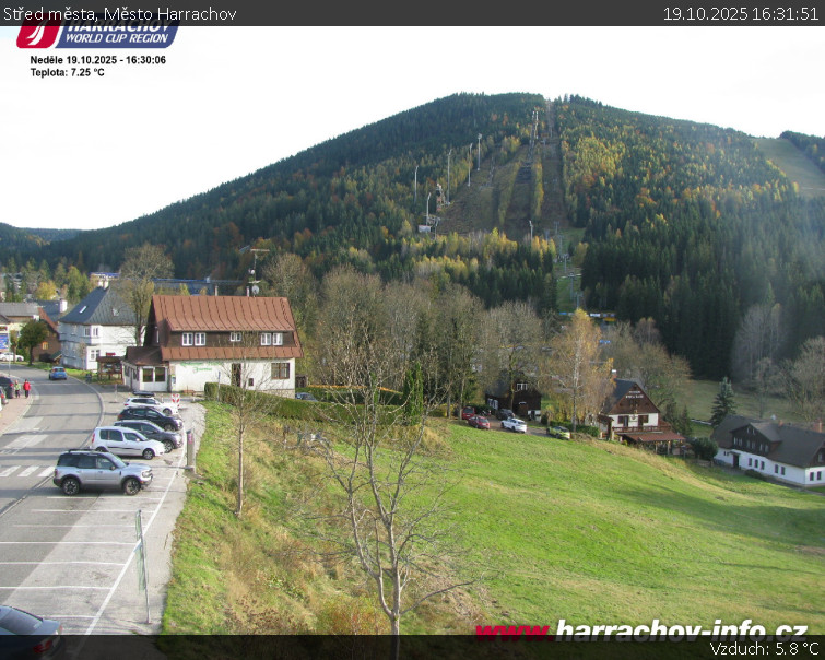 Město Harrachov - Střed města - 19.10.2025 v 16:31 Město Harrachov - Střed města - 19.10.2025 v 16:31