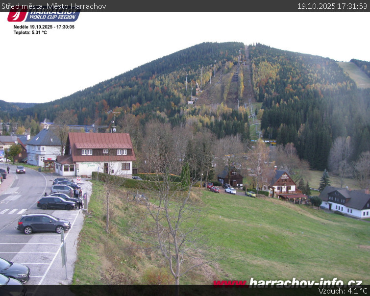 Město Harrachov - Střed města - 19.10.2025 v 17:31 Město Harrachov - Střed města - 19.10.2025 v 17:31