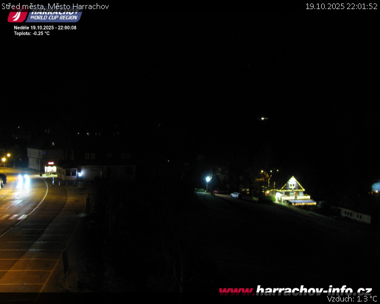 Město Harrachov - Střed města - 19.10.2025 v 22:01 Město Harrachov - Střed města - 19.10.2025 v 22:01
