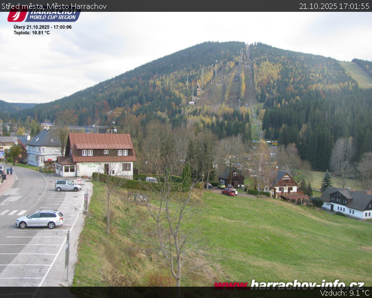 Město Harrachov - Střed města - 21.10.2025 v 17:01 Město Harrachov - Střed města - 21.10.2025 v 17:01