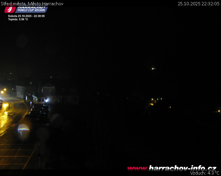 Město Harrachov - Střed města - 25.10.2025 v 22:32 Město Harrachov - Střed města - 25.10.2025 v 22:32