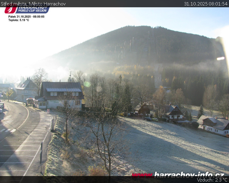 Město Harrachov - Střed města - 31.10.2025 v 08:01 Město Harrachov - Střed města - 31.10.2025 v 08:01