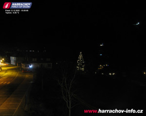 Město Harrachov - Střed města - 12.12.2025 v 18:01 Město Harrachov - Střed města - 12.12.2025 v 18:01