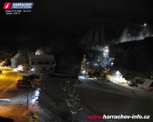 Město Harrachov - Střed města - 7.1.2026 v 18:16 Město Harrachov - Střed města - 7.1.2026 v 18:16