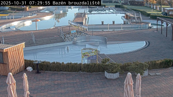 Snímek    31.10.2025 v 07:30