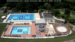 Swimming pool complex