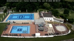 Schwimmbadgelände