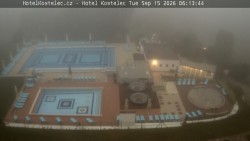 Schwimmbadgelände
