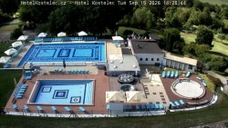 Swimming pool complex