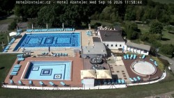Schwimmbadgelände
