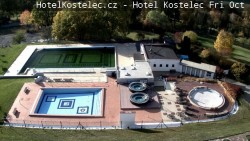 Swimming pool complex